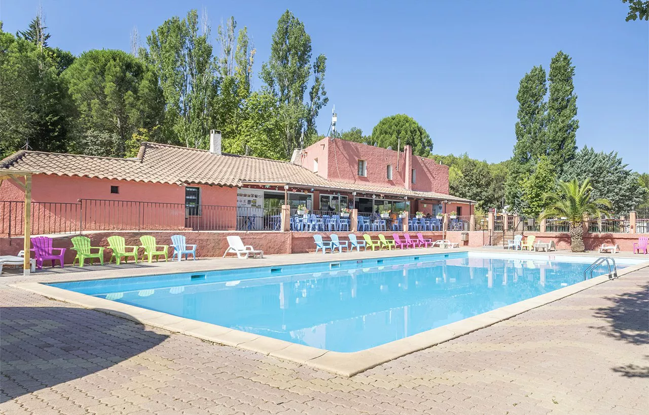 location-villecroze-camping-les-cadenieres-3-