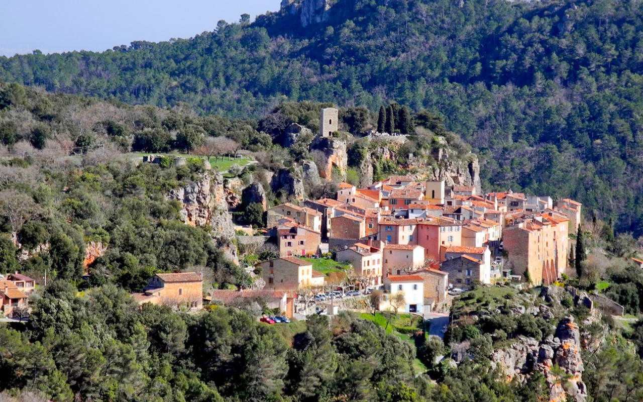 tourtour+1+vakantiehuis+luxe+villa+zwembad+var+provence+frankrijk+plus+beau+village